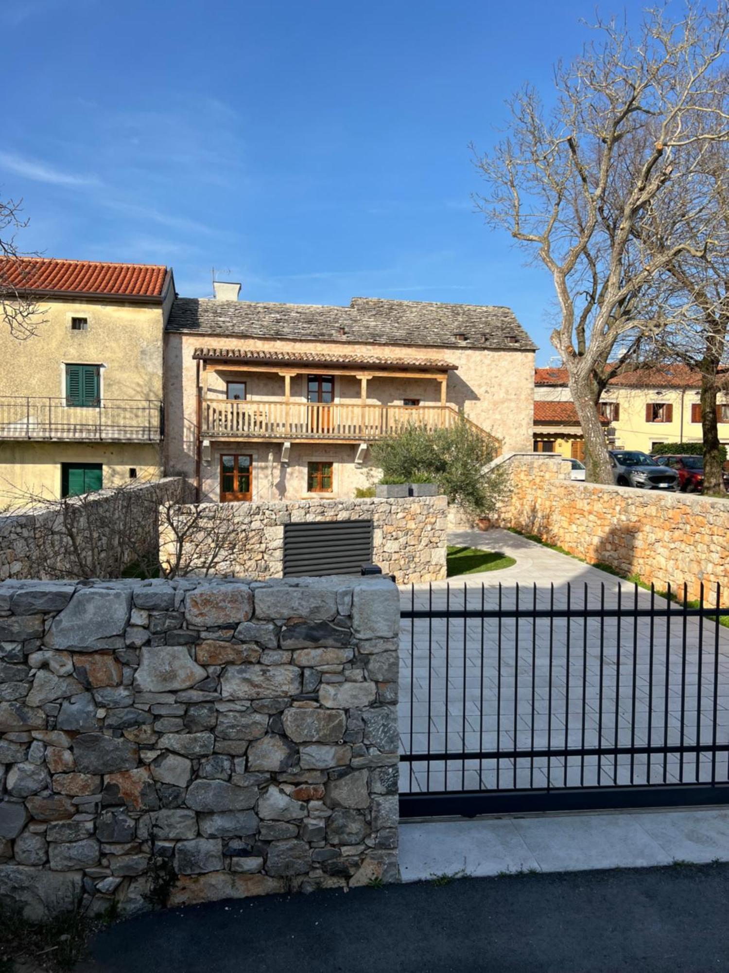 Appartamenti Minerva San Pelagio ภายนอก รูปภาพ